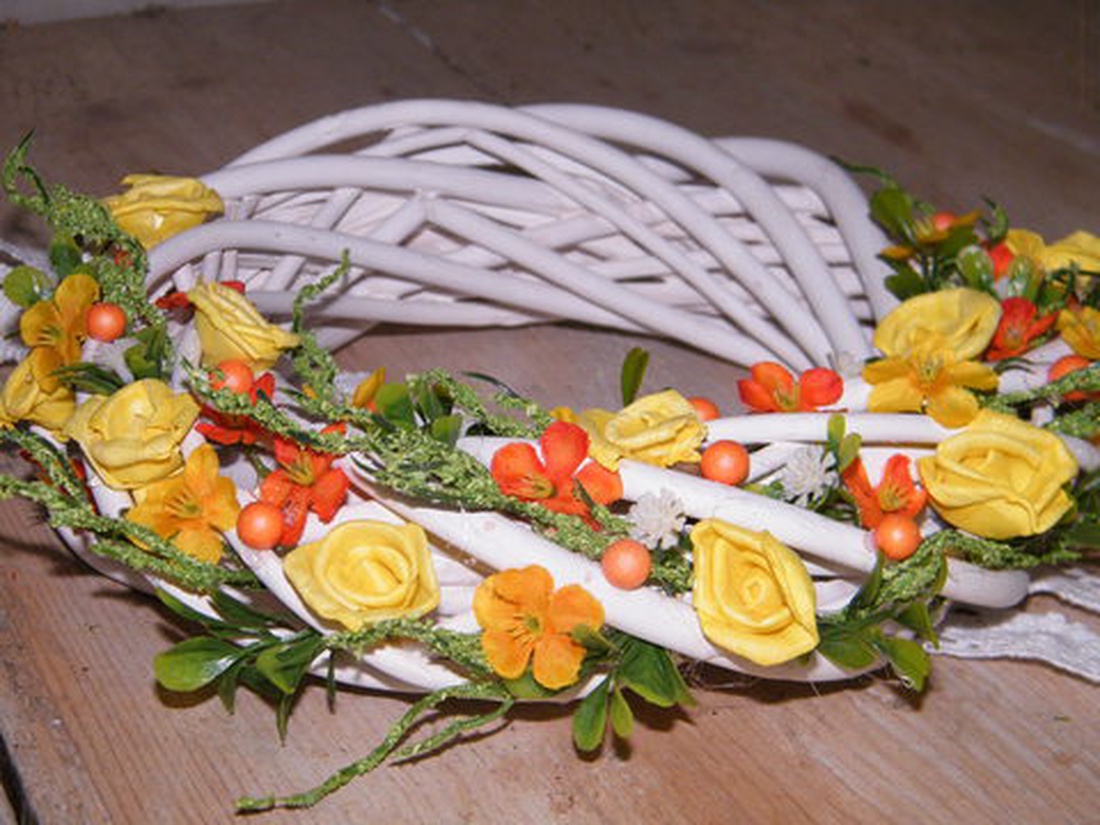 Tavaszi fonott vesszőkopogtató -  - Meska.hu