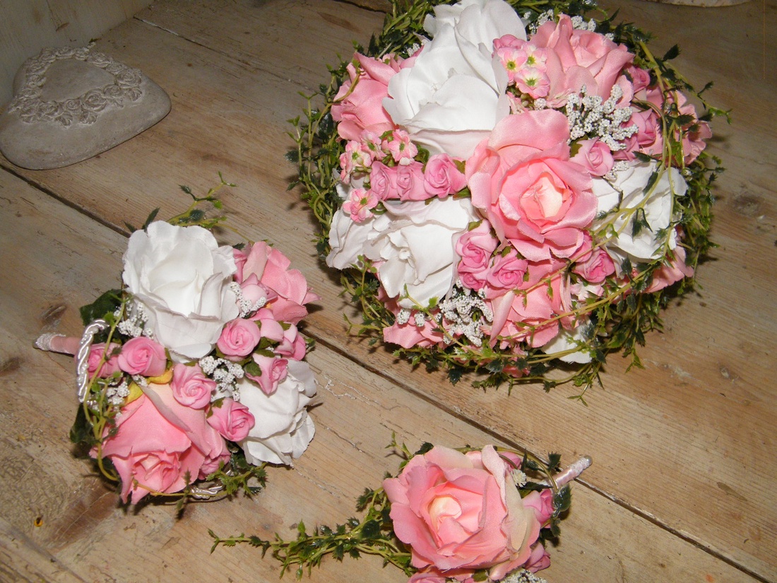 Csipkerózsa menyasszonyi csokor -  - Meska.hu