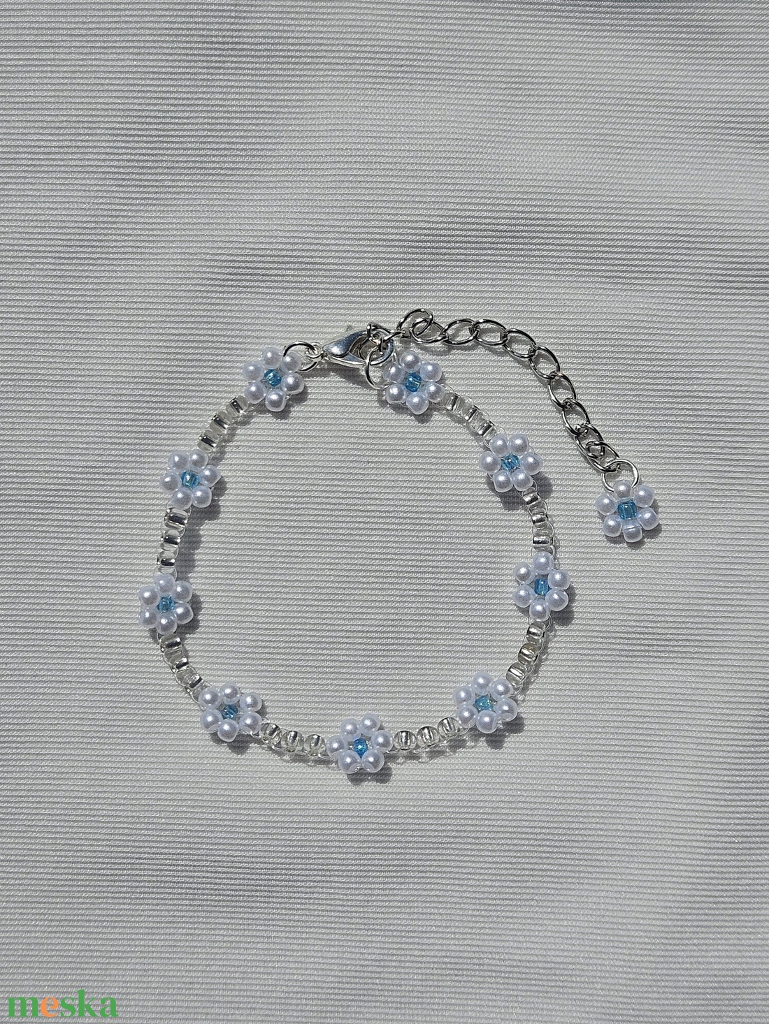 Blue flower karkötő - ékszer - karkötő - gyöngyös karkötő - Meska.hu