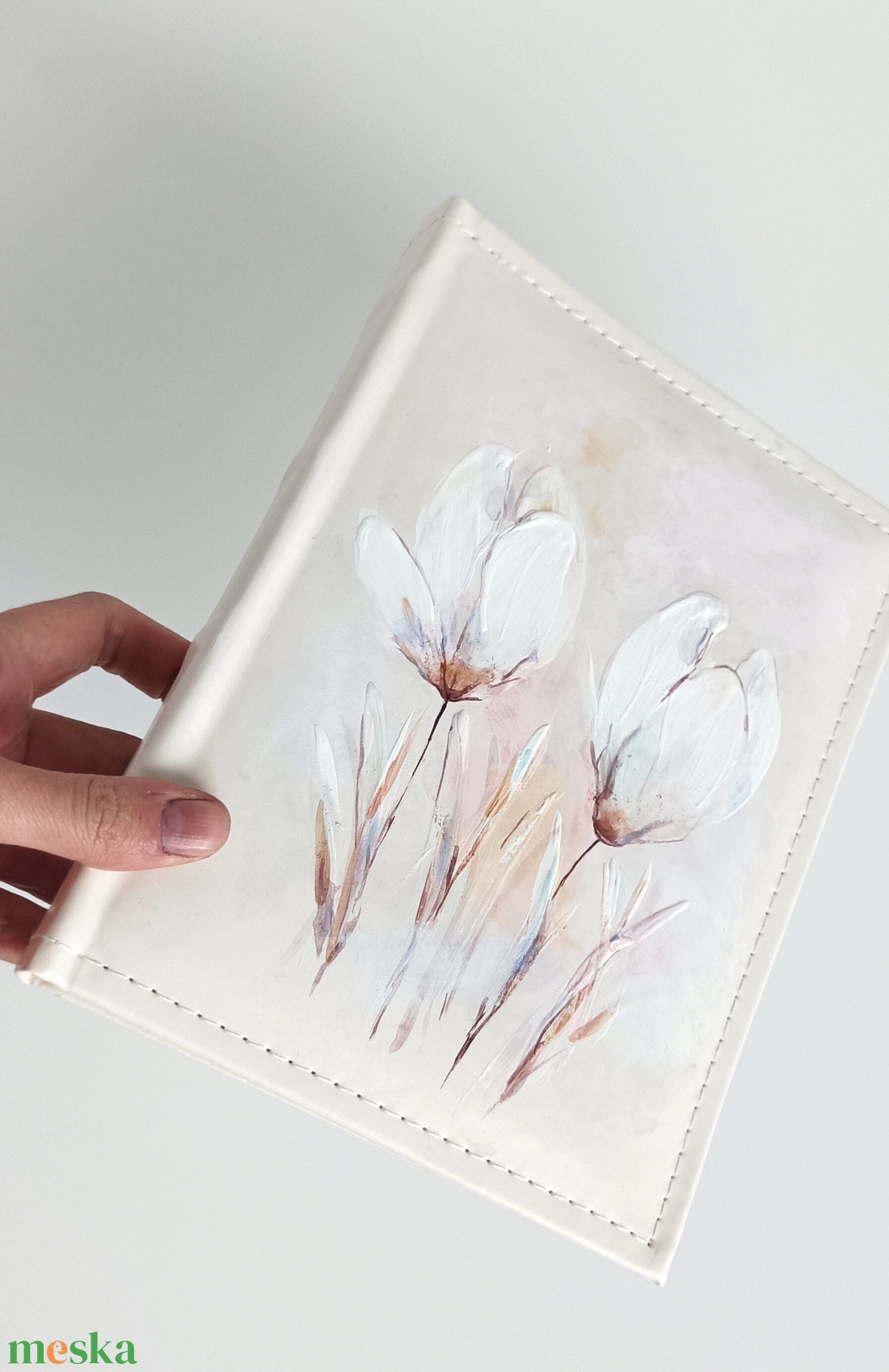 Fotóalbum 13x18-as képeknek liliomokkal - otthon & életmód - papír, írószer - album & fotóalbum - Meska.hu