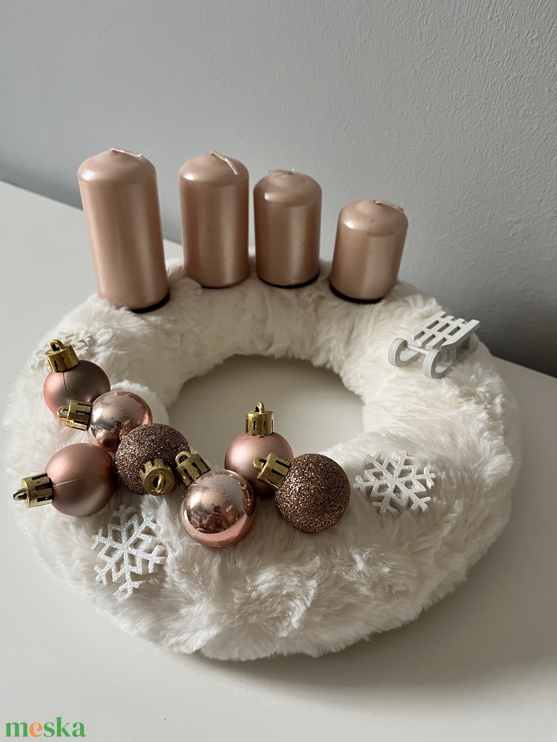 Adventi koszorú rózsaszín-fehér árnyalatban - karácsony - adventi díszek - adventi koszorú - Meska.hu Adventi koszorú rózsaszín-fehér árnyalatban - karácsony - adventi díszek - adventi koszorú - Meska.hu