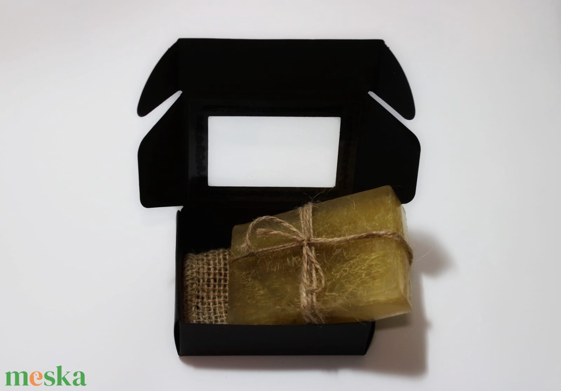 Alma illatú Luffa szappan - szépségápolás - testápolás - testradír - Meska.hu Alma illatú Luffa szappan - szépségápolás - testápolás - testradír - Meska.hu