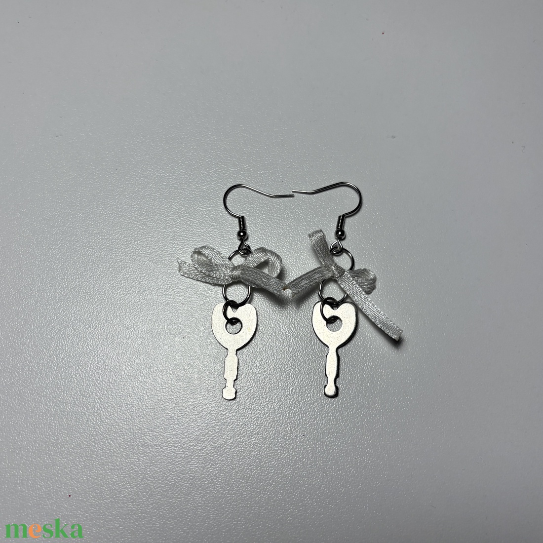 Masnis cuki füli - ékszer - fülbevaló - lógó fülbevaló - Meska.hu