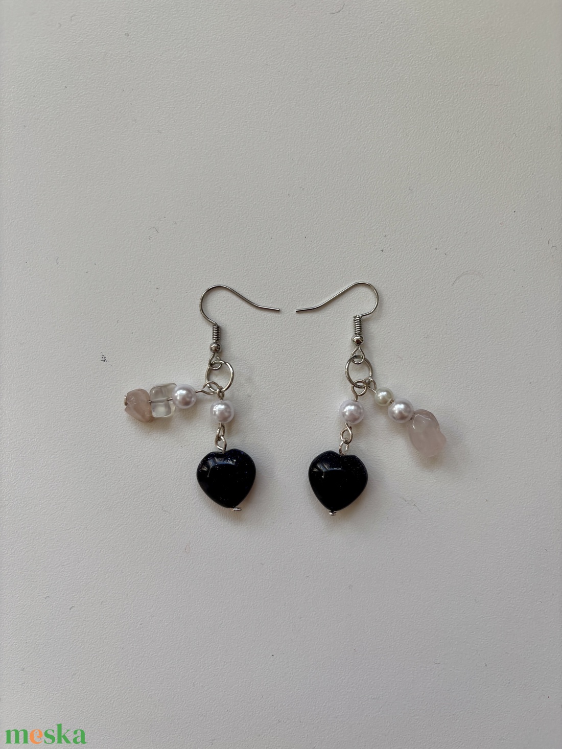 Szív kristály mismatched fülbevaló - ékszer - fülbevaló - lógó fülbevaló - Meska.hu