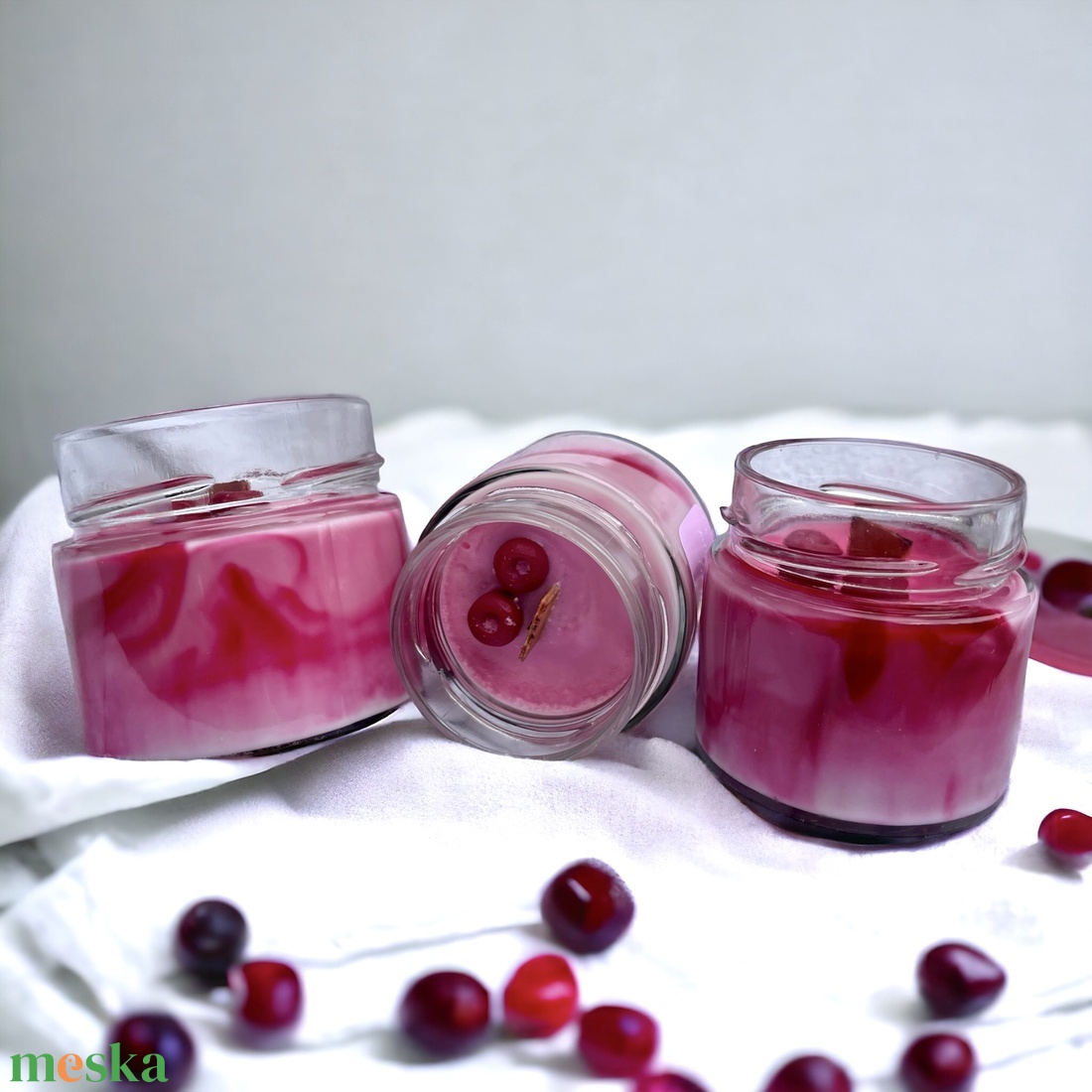 Vörös Áfonyás Sajttorta Illatgyertya - otthon & életmód - gyertya, illat, aroma - gyertya - Meska.hu
