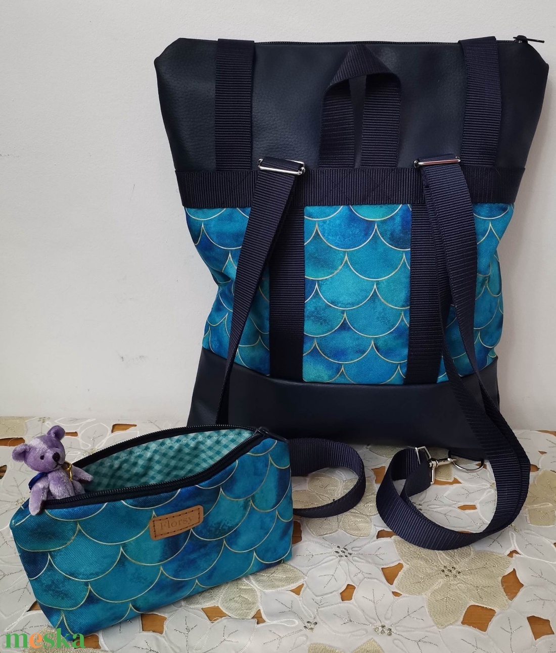 Hullám mintás, Roll top hátizsák/Hátitáska/Laptop hátizsák/Női táska/City bag/Hátizsák róza - táska & tok - laptoptáska, laptop hátizsák - Meska.hu Hullám mintás, Roll top hátizsák/Hátitáska/Laptop hátizsák/Női táska/City bag/Hátizsák róza - táska & tok - laptoptáska, laptop hátizsák - Meska.hu