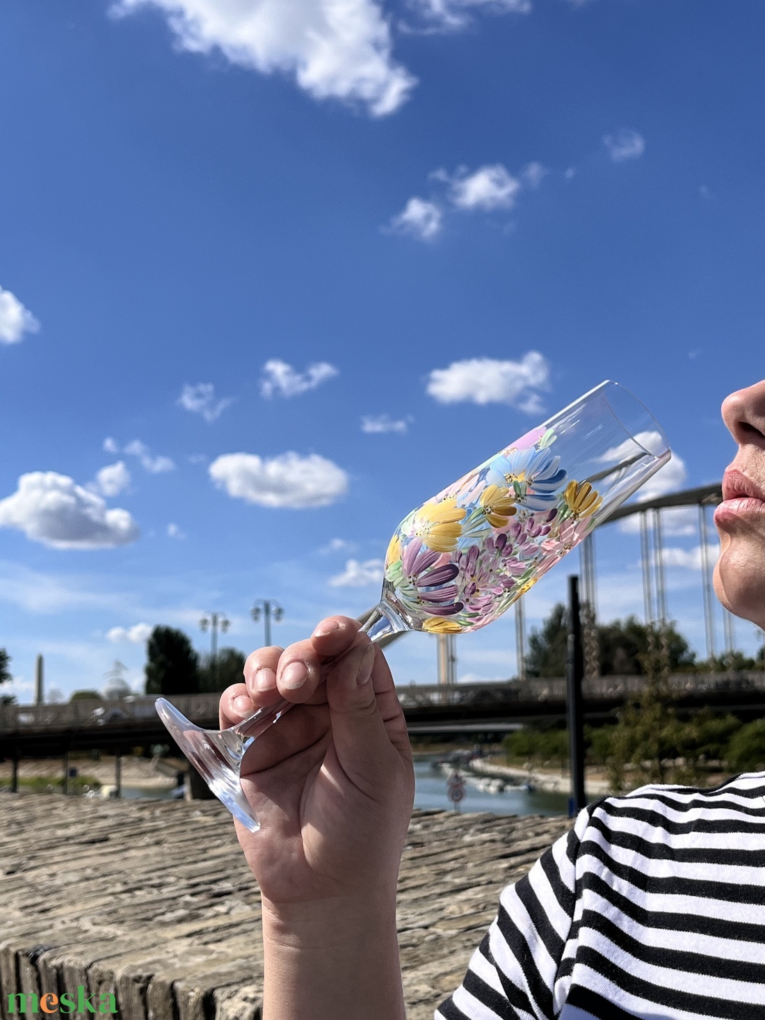Candy kézzel festett pezsgőspohár lánybúcsúra, színes ajándék - esküvő - lánybúcsú - Meska.hu