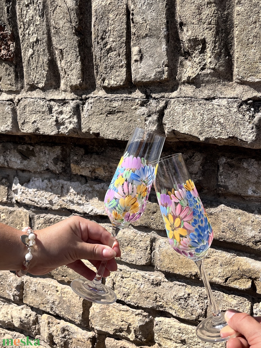 Candy kézzel festett pezsgőspohár lánybúcsúra, színes ajándék - esküvő - lánybúcsú - Meska.hu
