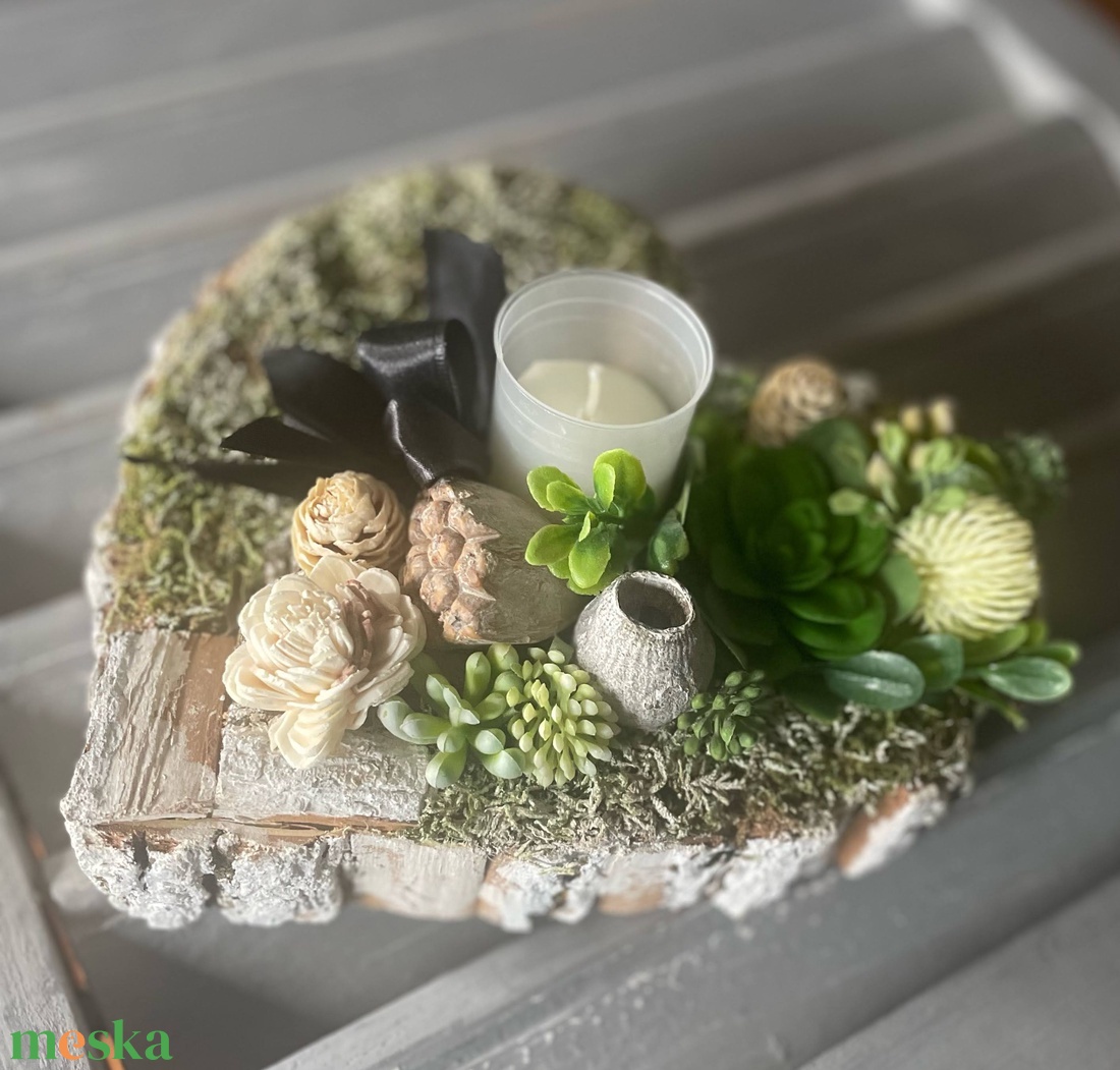 Szív alakú sírdísz gyertyával selyem és szárazvirágokból - otthon & életmód - vallás - temetkezési tárgy - sírdísz, kegyeleti dísz - Meska.hu Szív alakú sírdísz gyertyával selyem és szárazvirágokból - otthon & életmód - vallás - temetkezési tárgy - sírdísz, kegyeleti dísz - Meska.hu