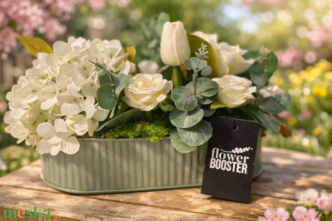 Tavaszi virágok fém kaspóban (30 cm) - otthon & életmód - virágdekoráció - virágdíszek - virágdísz kaspóban - Meska.hu