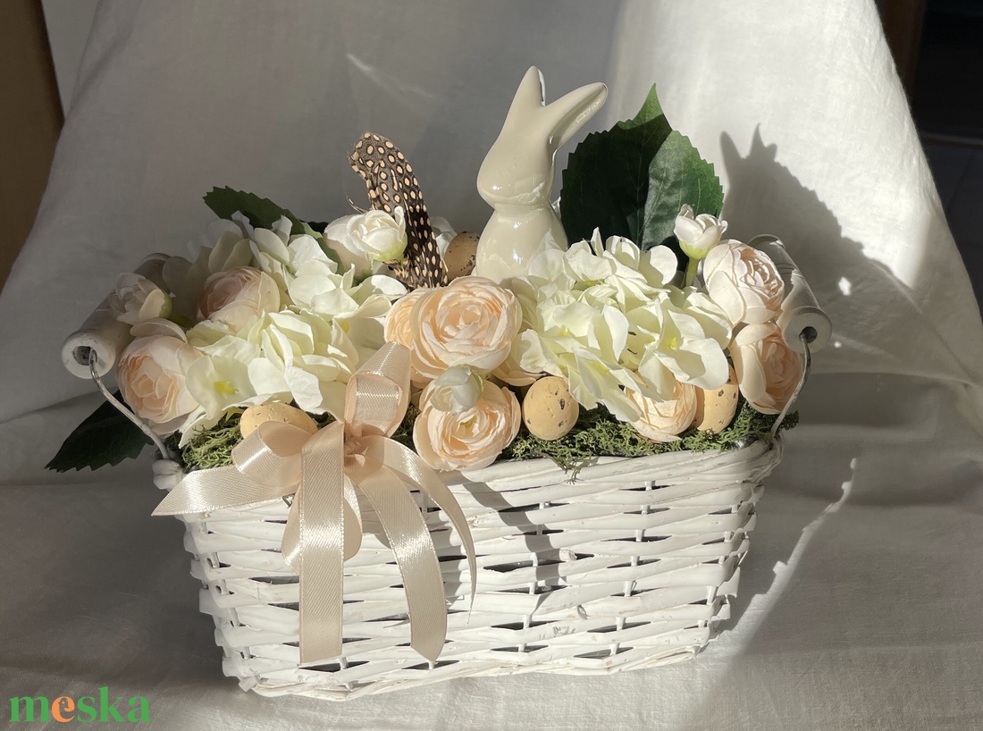 Húsvéti asztaldísz fonott kosárban - otthon & életmód - dekoráció - húsvéti asztaldíszek - Meska.hu