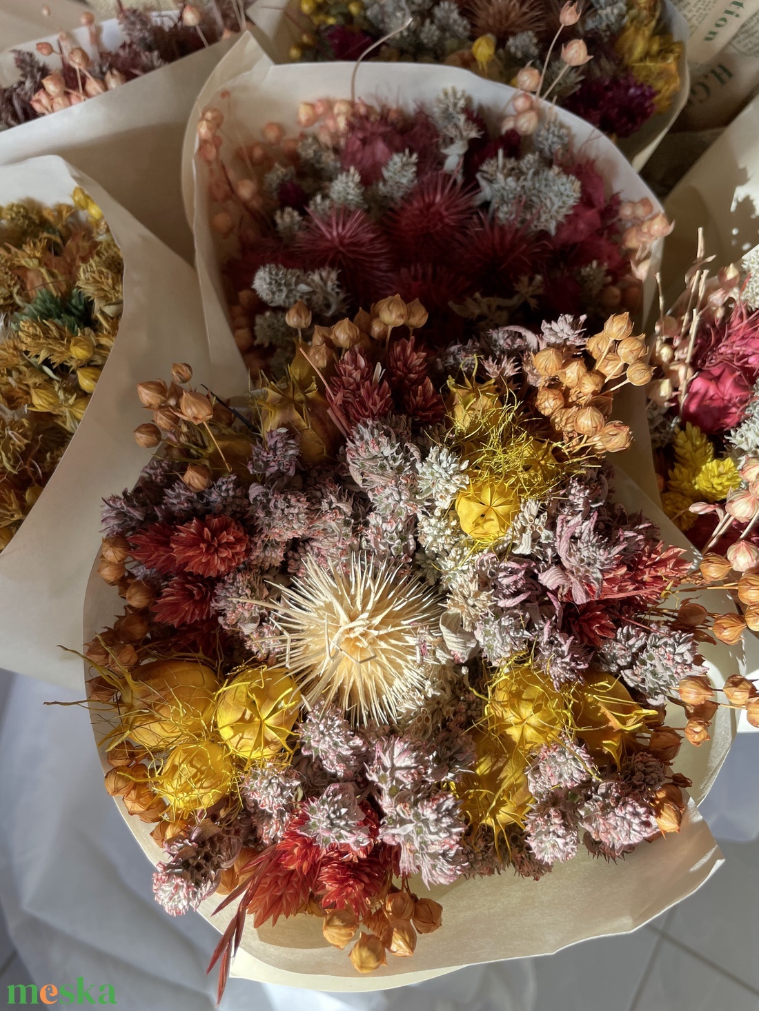 Szárazvirág csokor natúr színekkel - otthon & életmód - virágdekoráció - virágok - virágcsokor - Meska.hu