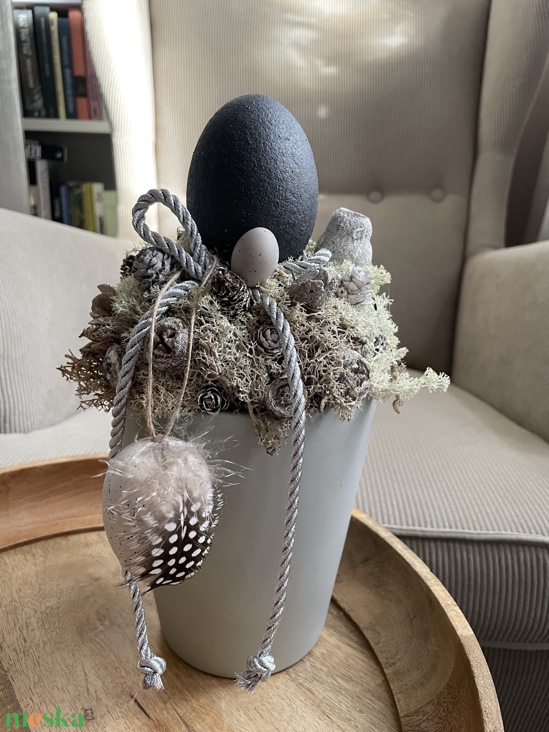 Húsvéti asztaldísz ezüst és szürke színben tojásokkal - ünnepi díszek, dekorációk - húsvéti díszek és dekorációk - húsvéti asztaldíszek - Meska.hu