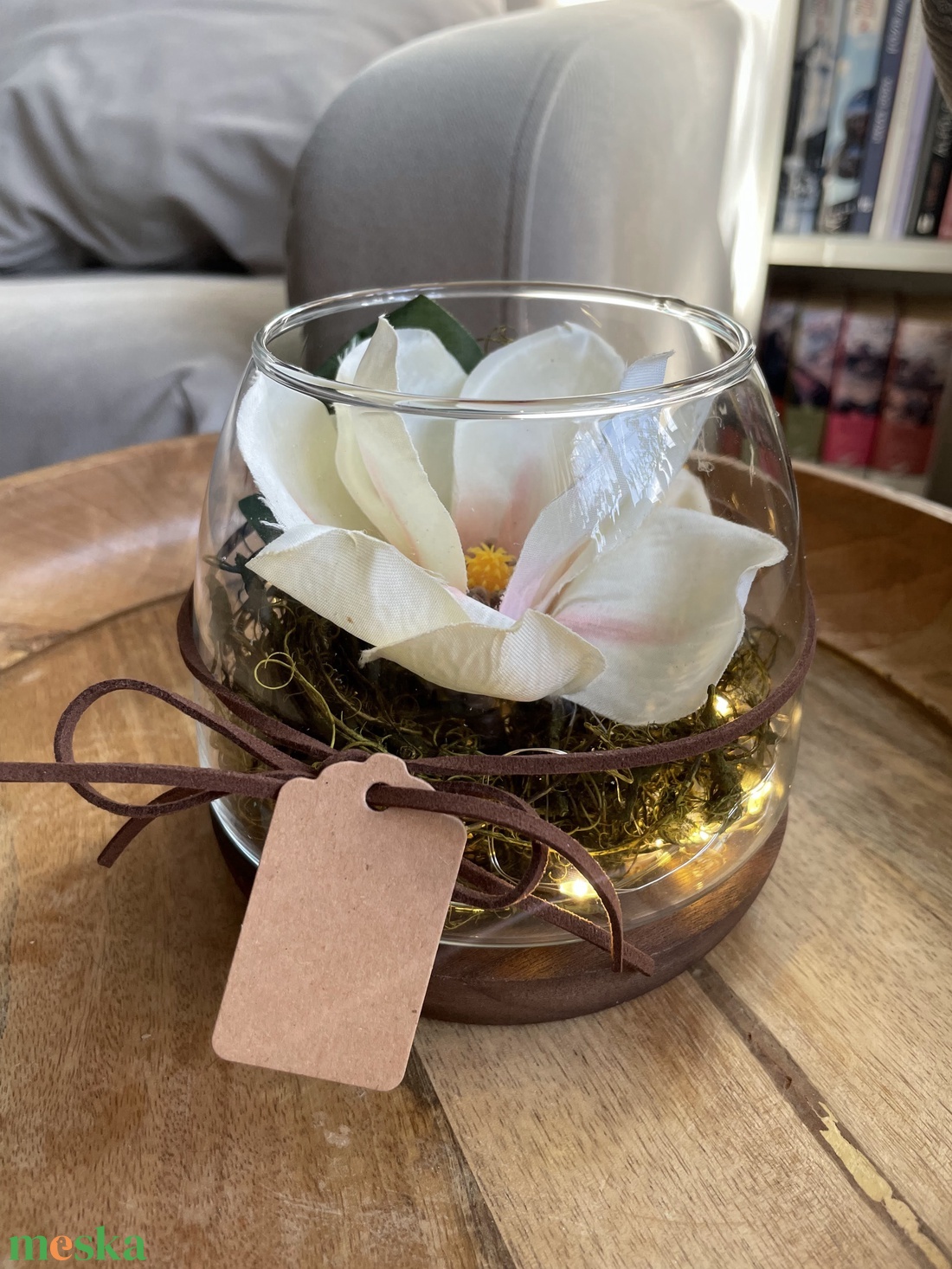 Magnólia üvegtálban fa talpon Nőnapra ledfénnyel - otthon & életmód - dekoráció - asztal és polc dekoráció - asztaldísz - Meska.hu