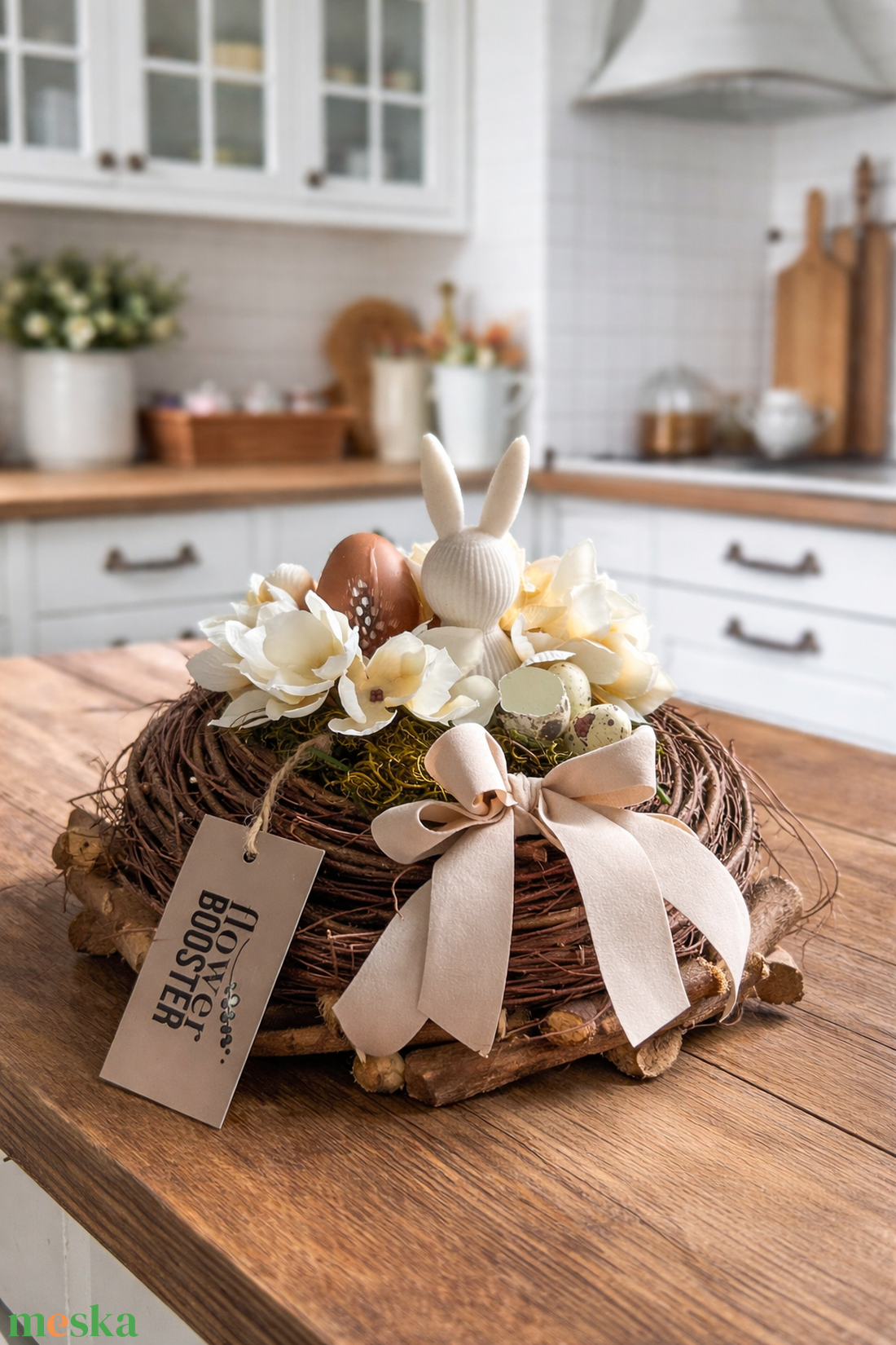 Húsvéti asztaldísz háncs koszorún hortenziával és bézs nyuszival - ünnepi díszek, dekorációk - húsvéti díszek és dekorációk - húsvéti asztaldíszek - Meska.hu