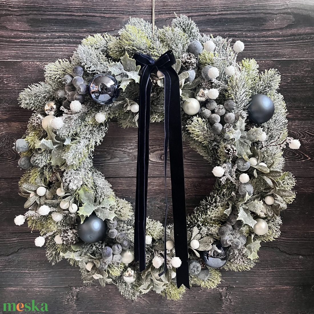 Karácsonyi ajtódísz kék-fehér színben - karácsony - adventi díszek - adventi ajtódísz - Meska.hu