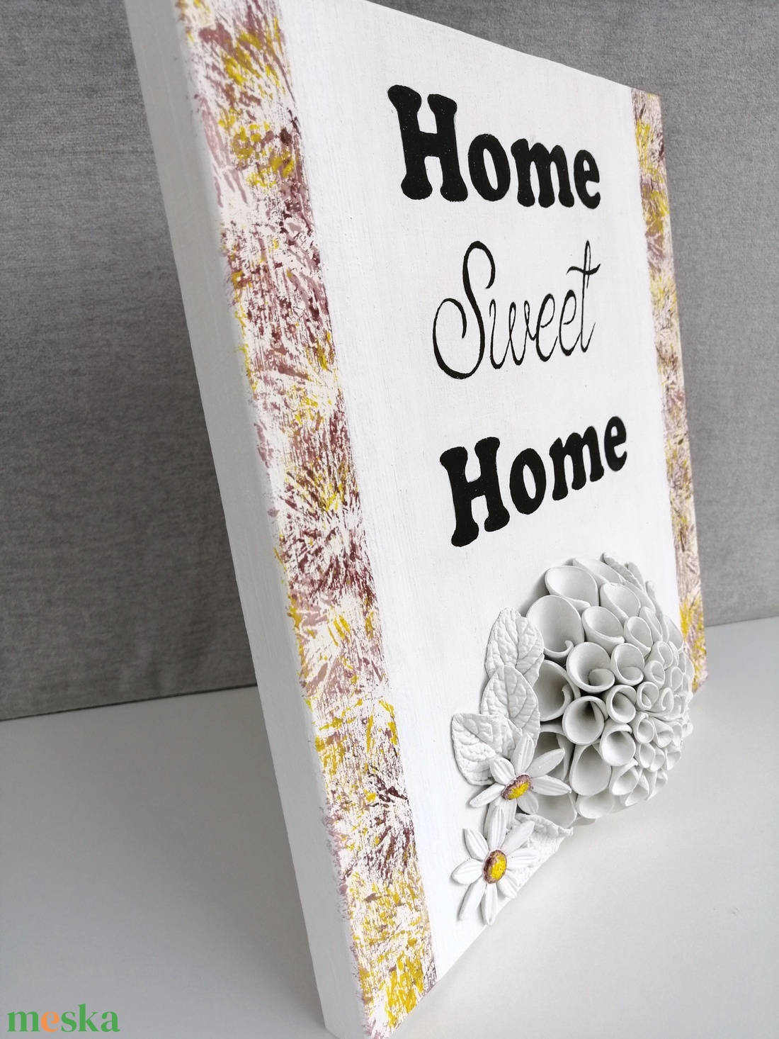 Home sweet home fali kép porcelán gyurma virágokkal, kézzel festve - otthon & életmód - dekoráció - fali és függő dekoráció - falra akasztható dekor - Meska.hu