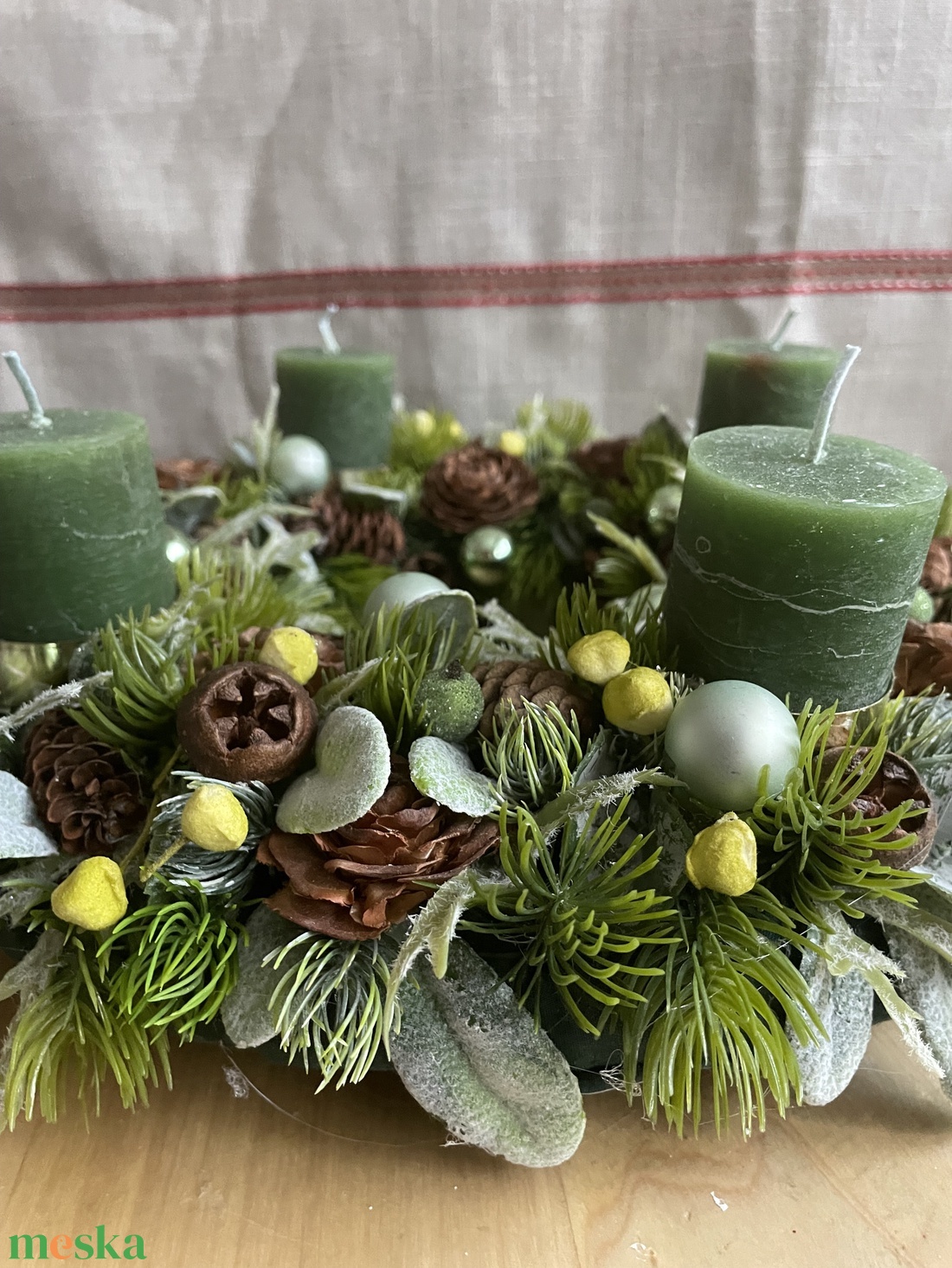 Zöld csillogás adventi koszorú - otthon & életmód - dekoráció - asztal és polc dekoráció - asztaldísz - Meska.hu