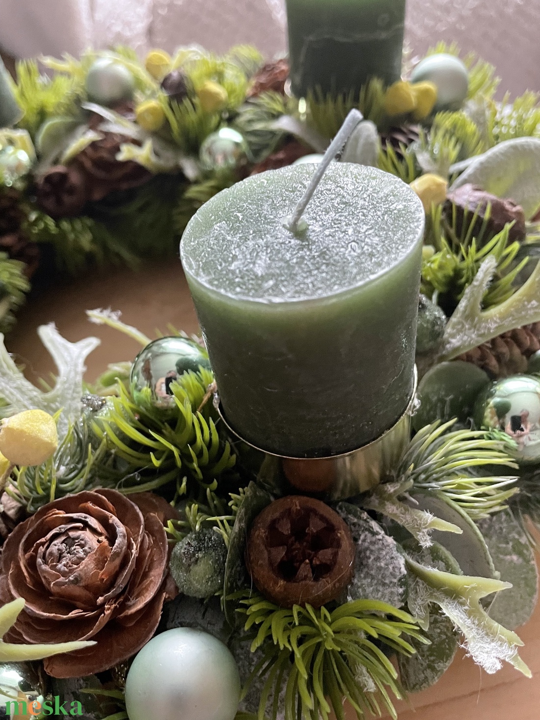 Zöld csillogás adventi koszorú - otthon & életmód - dekoráció - asztal és polc dekoráció - asztaldísz - Meska.hu