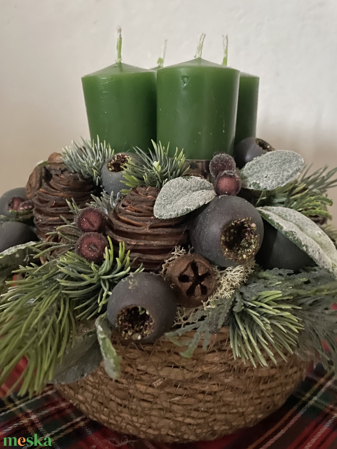 Adventi dísz tengerifű kosárban - otthon & életmód - dekoráció - asztal és polc dekoráció - asztaldísz - Meska.hu