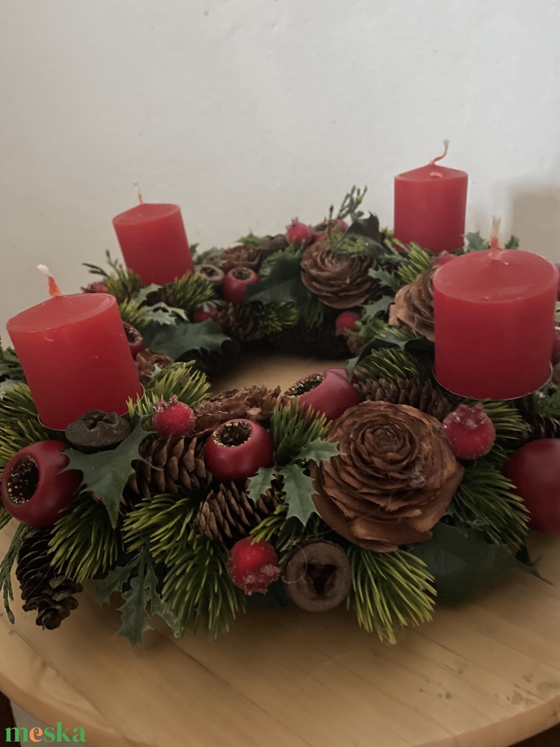 Klasszikus adventi koszorú - otthon & életmód - dekoráció - asztal és polc dekoráció - asztaldísz - Meska.hu