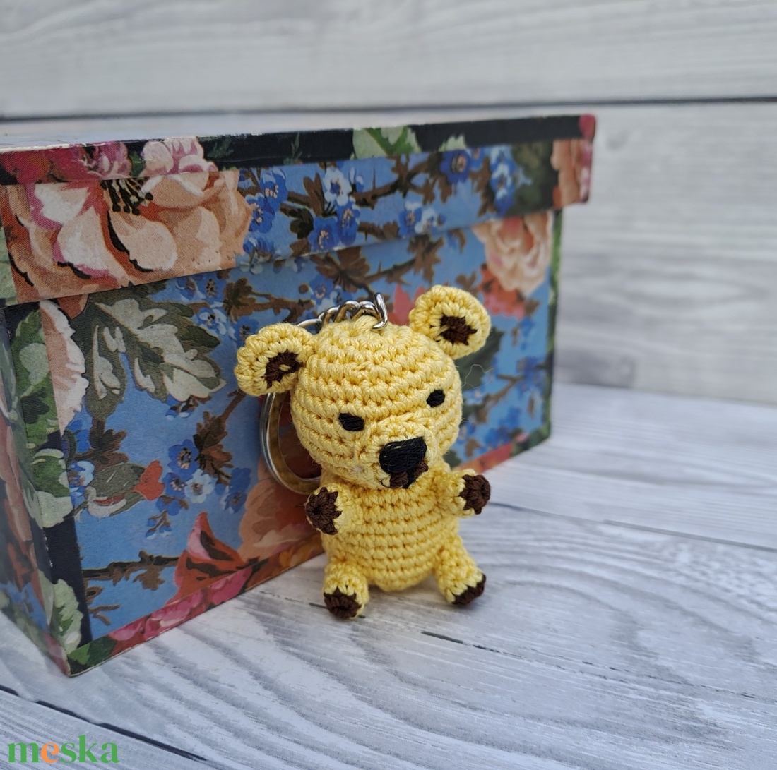 Horgolt mini medve kulcstartó - táska & tok - kulcstartó & táskadísz - kulcstartó - Meska.hu Horgolt mini medve kulcstartó - táska & tok - kulcstartó & táskadísz - kulcstartó - Meska.hu