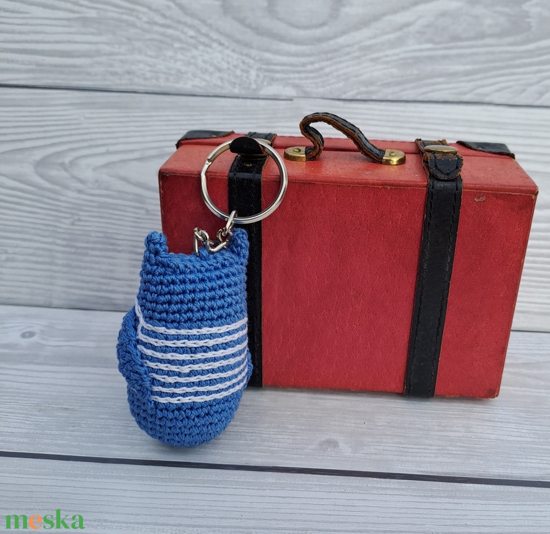 Horgolt mini bagoly kulcstartó - táska & tok - kulcstartó & táskadísz - kulcstartó - Meska.hu Horgolt mini bagoly kulcstartó - táska & tok - kulcstartó & táskadísz - kulcstartó - Meska.hu