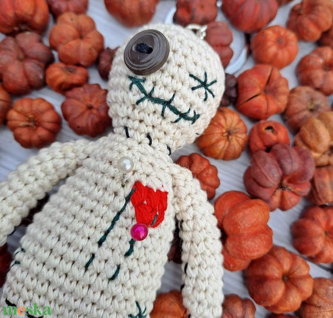 Vudu baba Halloween kulcstartó - táska & tok - kulcstartó & táskadísz - kulcstartó - Meska.hu Vudu baba Halloween kulcstartó - táska & tok - kulcstartó & táskadísz - kulcstartó - Meska.hu