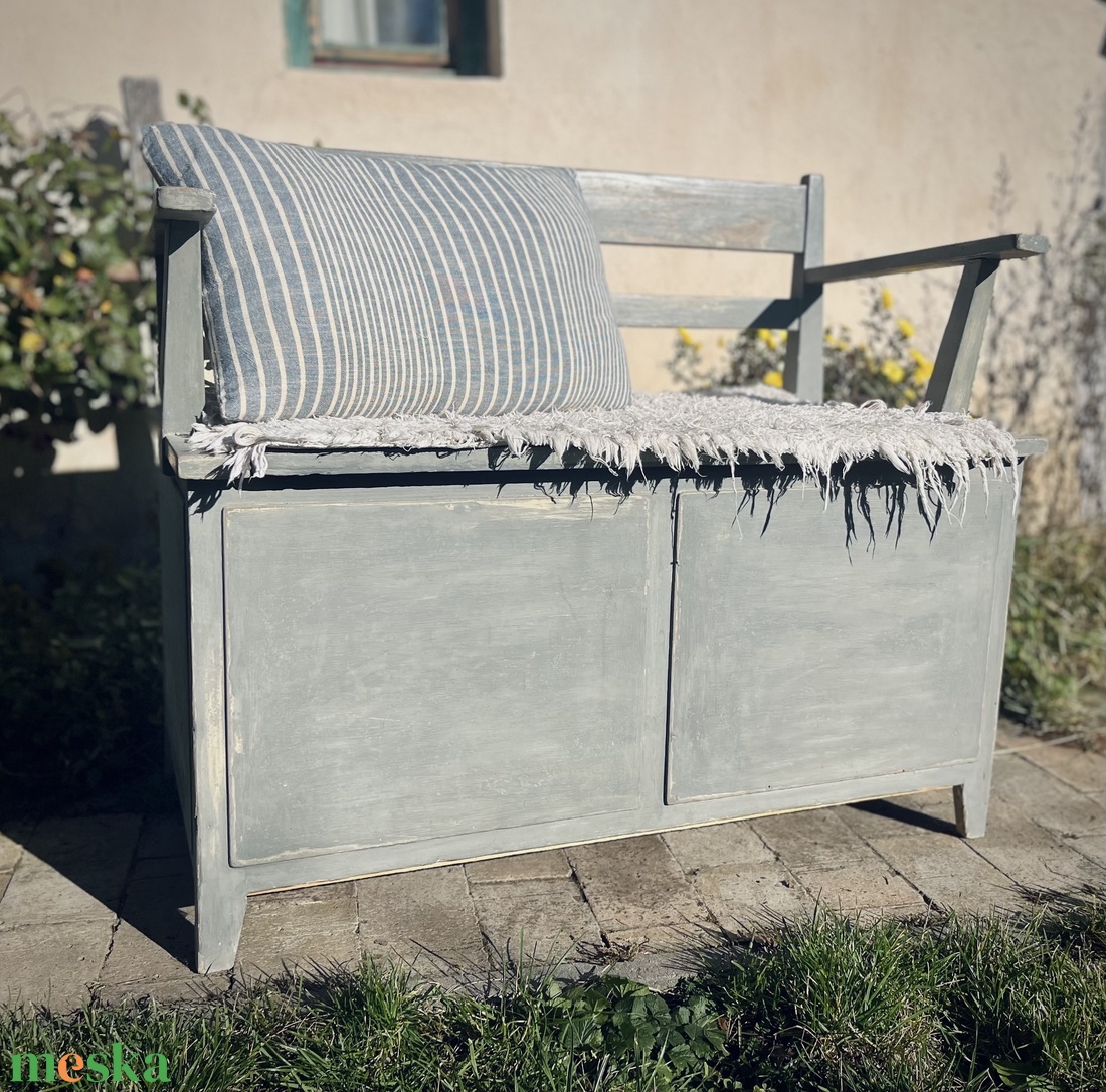 Vintage felújított karospad, lóca, népi pad, tároló láda, ülőpad, régiség - otthon & életmód - bútor - pad - Meska.hu