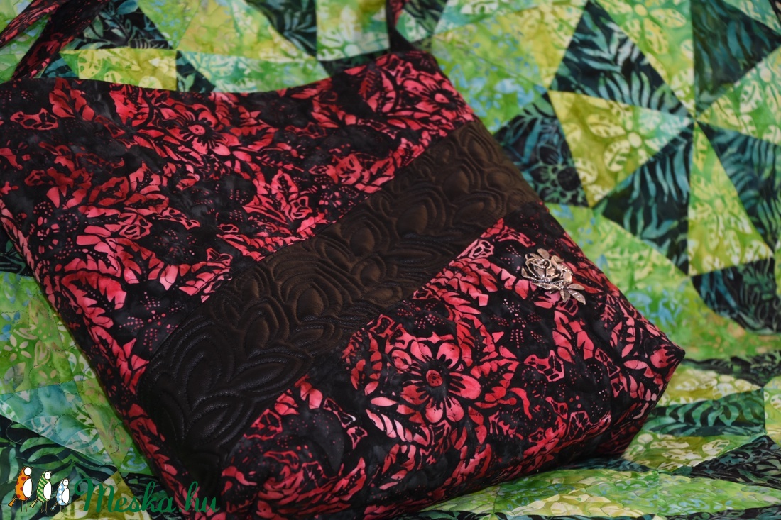 Batik táska - fekete-ciklámen színekben - táska & tok - kézitáska & válltáska - válltáska - Meska.hu Batik táska - fekete-ciklámen színekben - táska & tok - kézitáska & válltáska - válltáska - Meska.hu