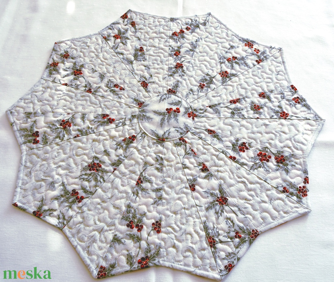 Margaréta - ezüst - otthon & lakás - tálalás - terítő - Meska.hu Margaréta - ezüst - otthon & lakás - tálalás - terítő - Meska.hu