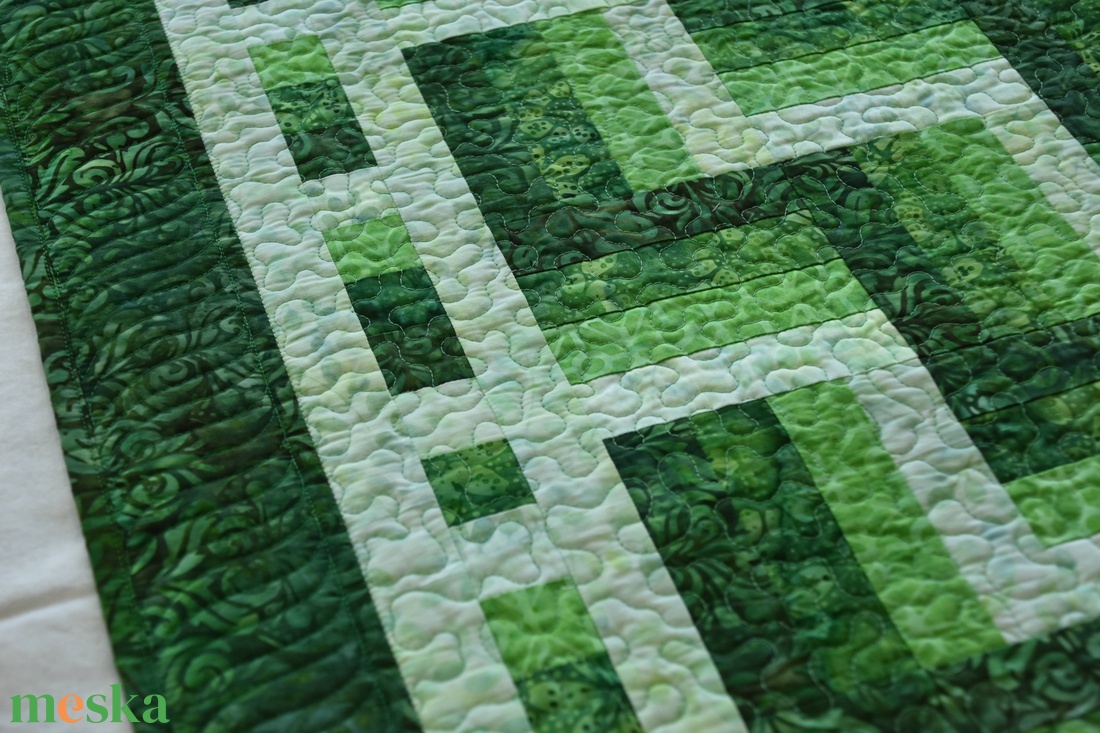 Zöld batik futó - otthon & életmód - konyhafelszerelés, tálalás - tálalás - terítő - Meska.hu Zöld batik futó - otthon & életmód - konyhafelszerelés, tálalás - tálalás - terítő - Meska.hu