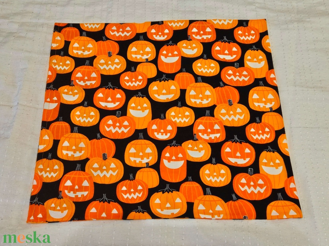 Halloween párnahuzat - Jack-O-Lantern (Glow in the dark) - otthon & életmód - dekoráció - halloween - halloweeni dekoráció - Meska.hu