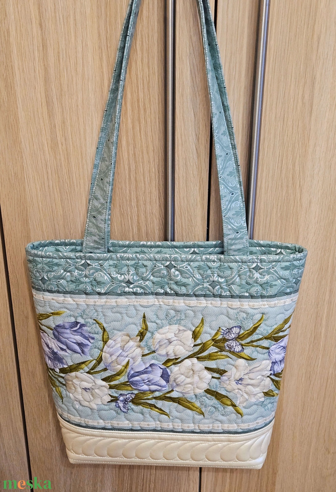 Gyöngyház tulipánok táska - türkiz-lila-fehér - táska & tok - kézitáska & válltáska - válltáska - Meska.hu Gyöngyház tulipánok táska - türkiz-lila-fehér - táska & tok - kézitáska & válltáska - válltáska - Meska.hu