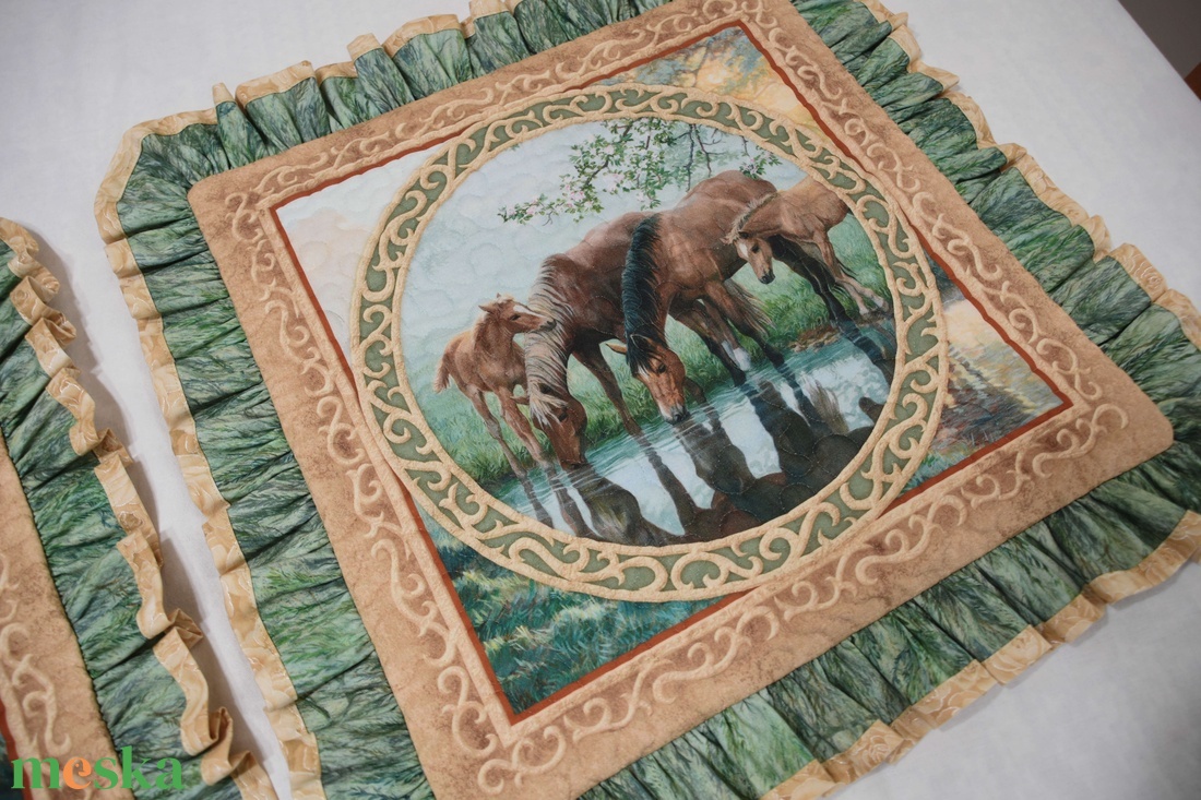 Lovak párnahuzat pár - 40x40cm párnákra - otthon & életmód - lakástextil - párna & párnahuzat - Meska.hu Lovak párnahuzat pár - 40x40cm párnákra - otthon & életmód - lakástextil - párna & párnahuzat - Meska.hu