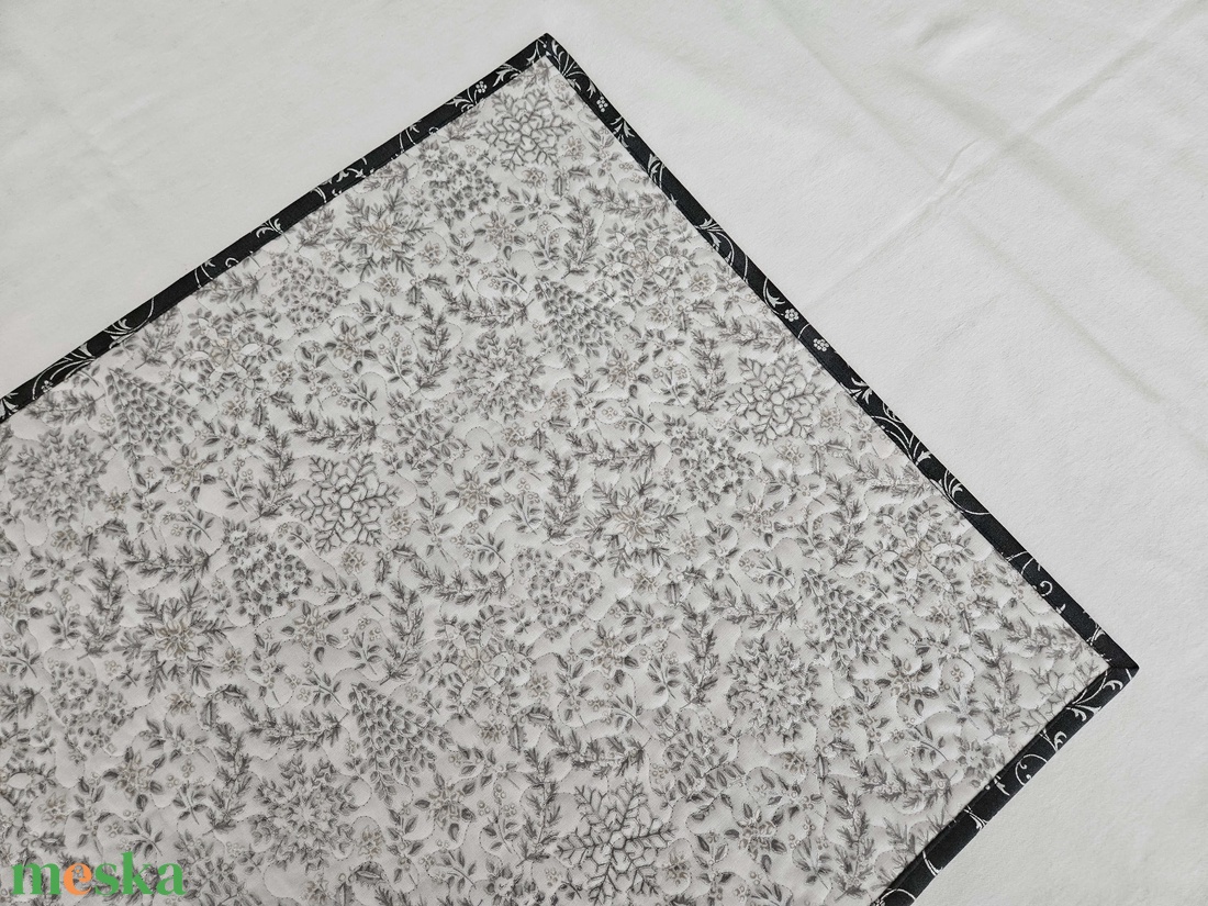 Karácsonyi futó - karácsony - karácsonyi lakásdekoráció - ünnepi asztaldekoráció - Meska.hu