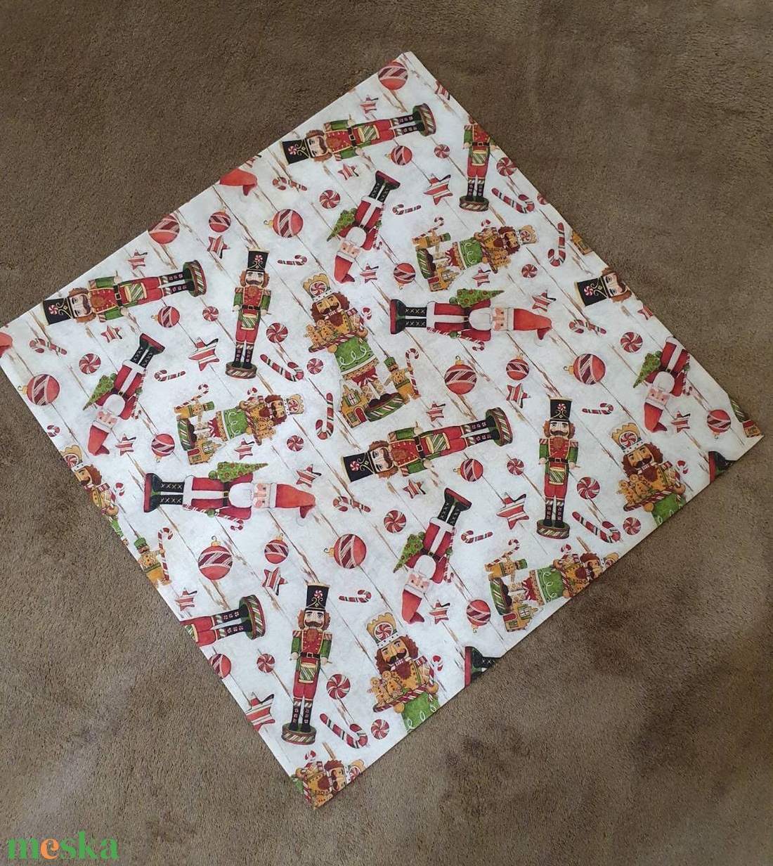 Diótörő mintás párnahuzat - otthon & életmód - lakástextil - párna & párnahuzat - Meska.hu