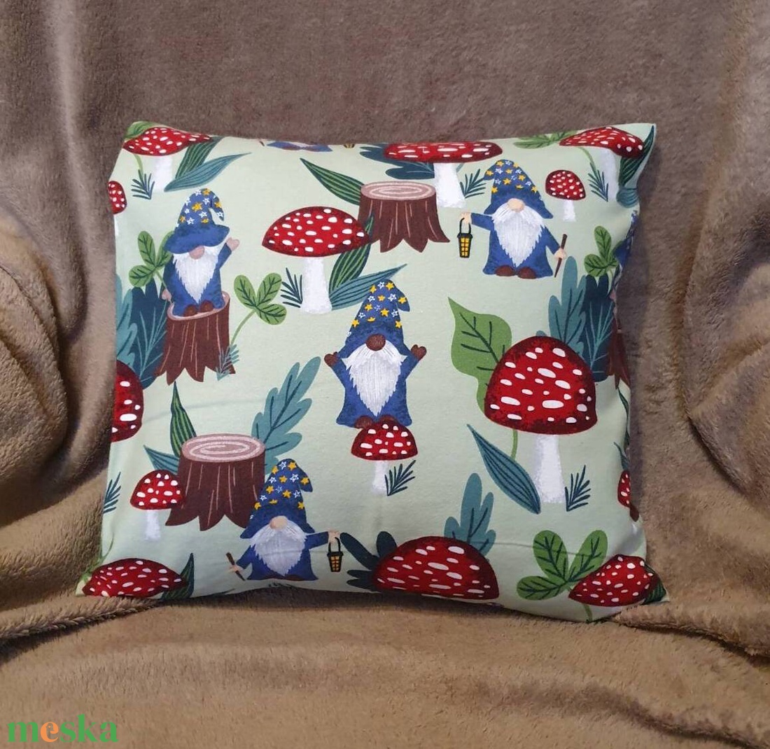 Gnome párnahuzat - otthon & életmód - lakástextil - párna & párnahuzat - Meska.hu
