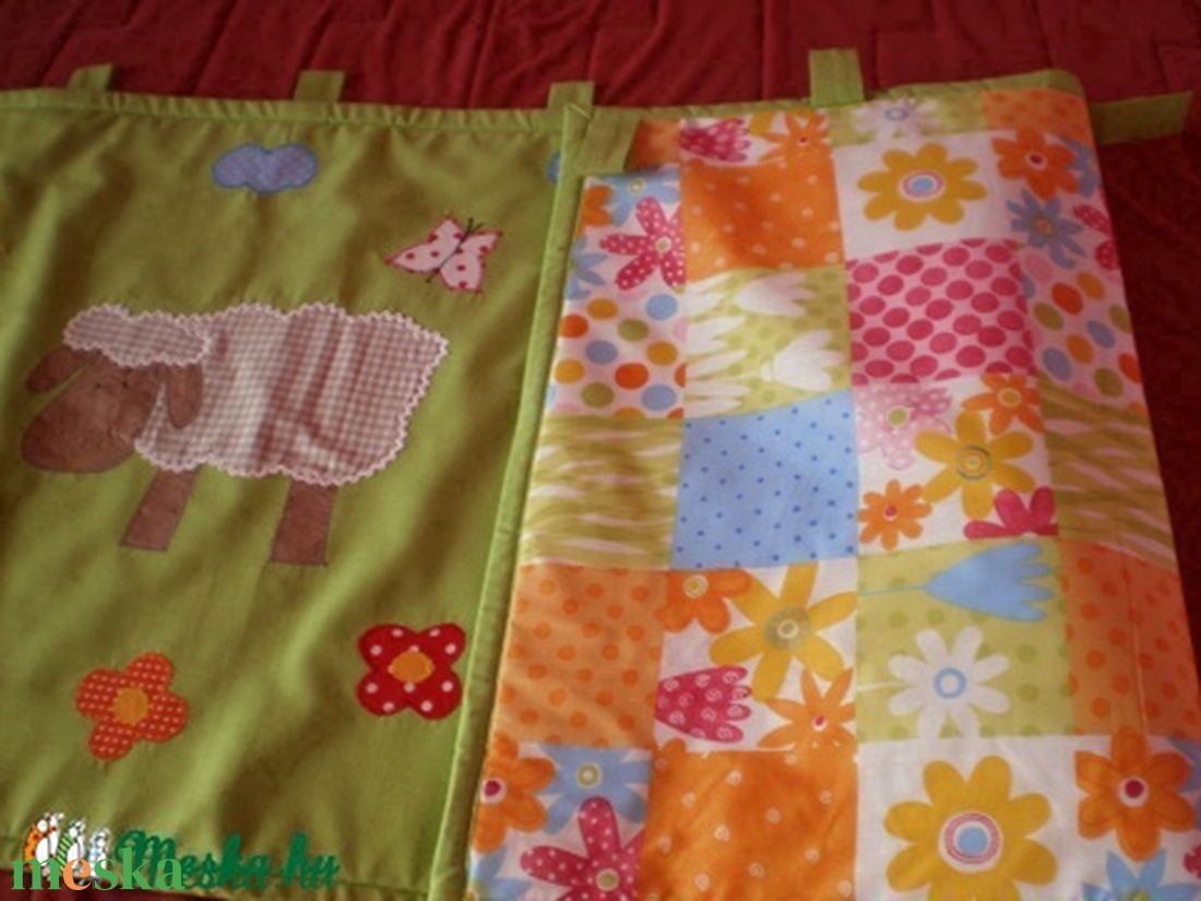 Tendelhető  Báránykás falvédő - baba - mama - babaszoba dekoráció - falvédő gyerekszobába - Meska.hu