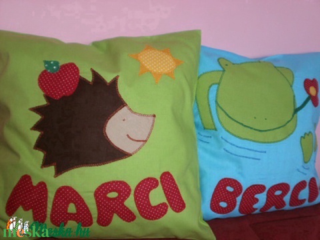 RENDELHETŐ!!!Nomen est omen! párnák névfelirattal - baba - mama - babaszoba dekoráció - gyerek díszpárna - Meska.hu