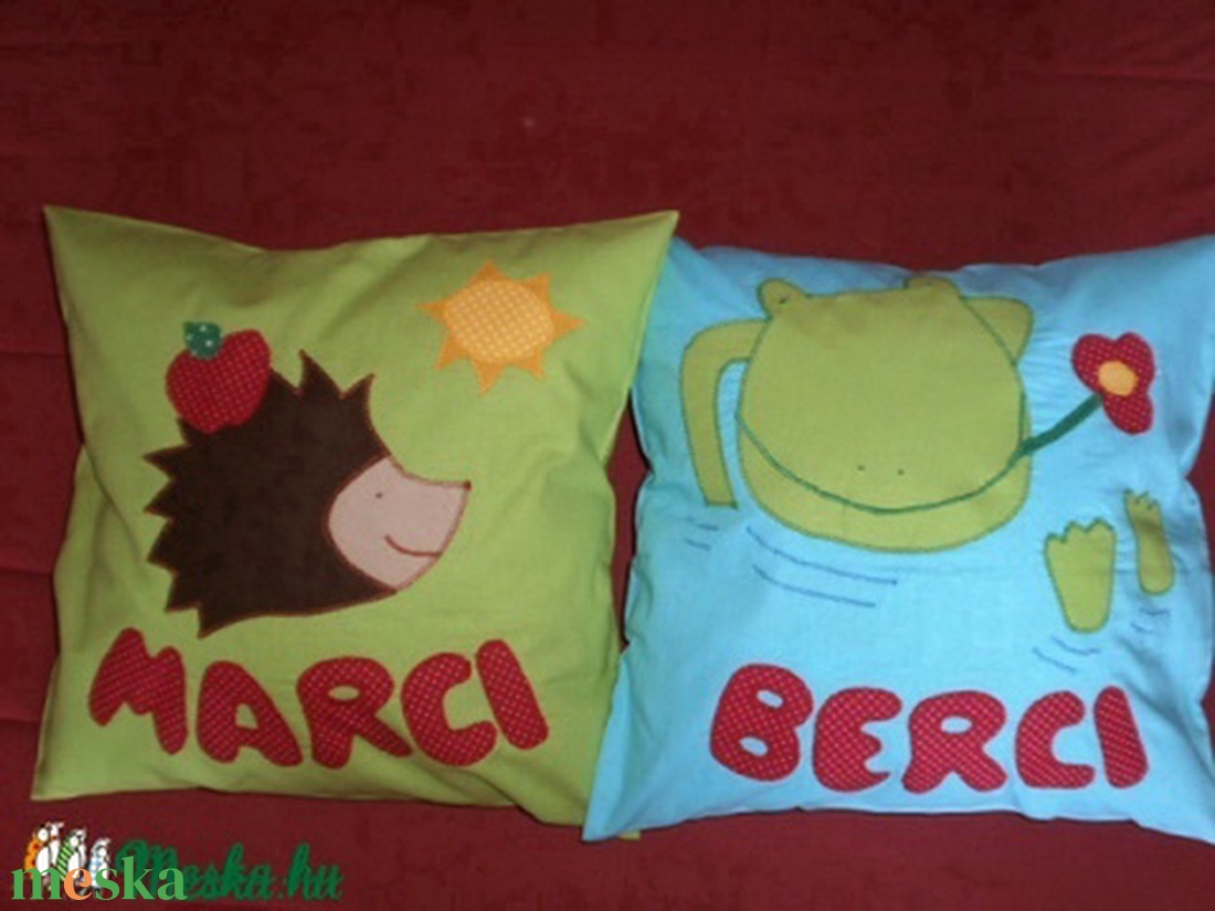 RENDELHETŐ!!!Nomen est omen! párnák névfelirattal - baba - mama - babaszoba dekoráció - gyerek díszpárna - Meska.hu