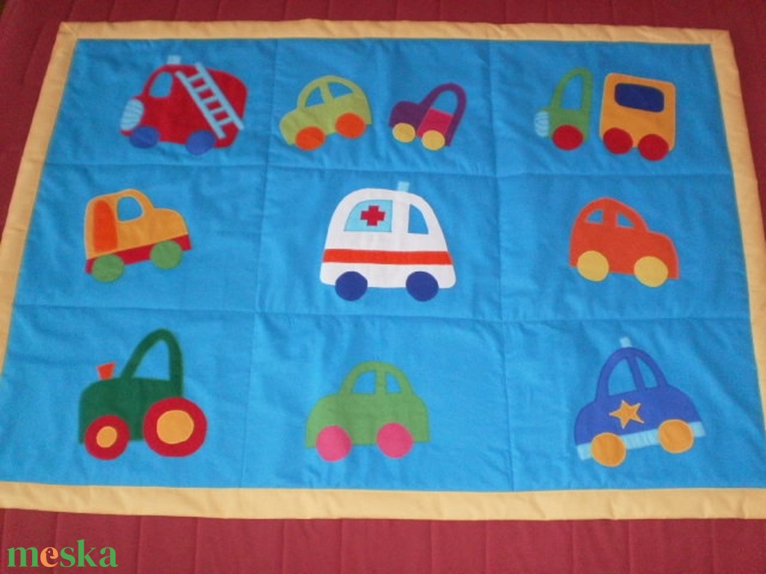 Rendelhető autós ágytakaró - játék & sport - babalátogató ajándékcsomag - Meska.hu