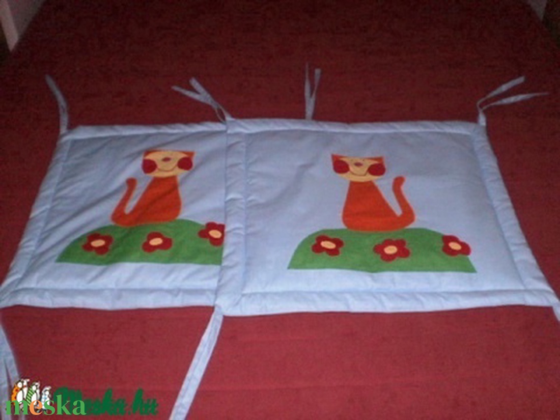 RENDELHETŐ!!!Rácsos ágy fejvégébe illő párnák - baba - mama - baba ágynemű - rácsvédő & baldachin - Meska.hu