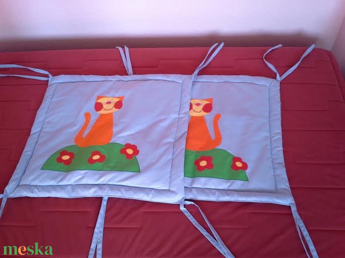 RENDELHETŐ!!!Rácsos ágy fejvégébe illő párnák - baba - mama - baba ágynemű - rácsvédő & baldachin - Meska.hu