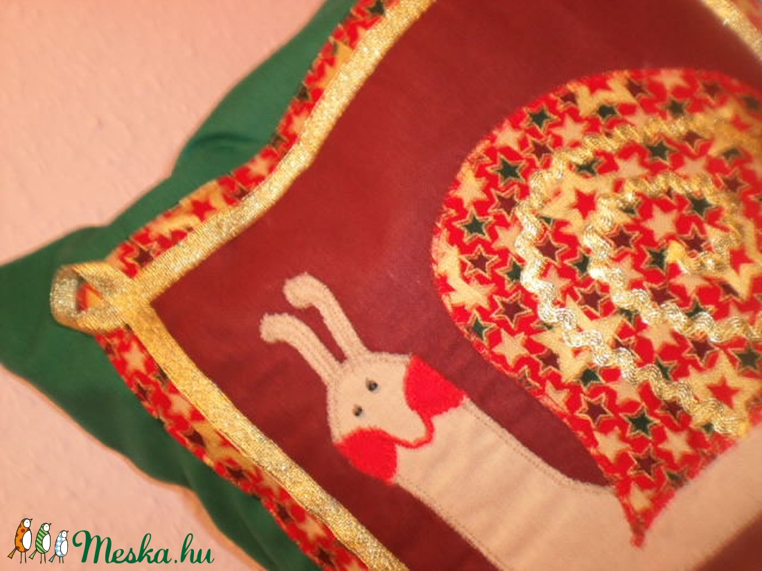 Lasssan itt a karácsony!!! Csigabigás díszpárnahuzatok ajándék párnatöltettel!!!  -  - Meska.hu