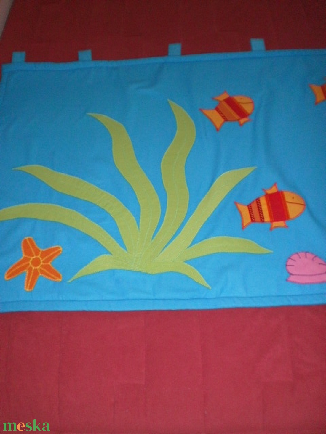 RENDELHETŐ Halacskás falvédő - baba - mama - babaszoba dekoráció - falvédő gyerekszobába - Meska.hu