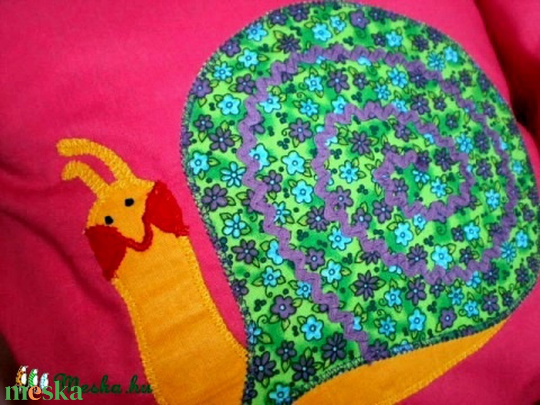  Pink virágos csiga-bigás párnácska - baba - mama - babaszoba dekoráció - gyerek díszpárna - Meska.hu