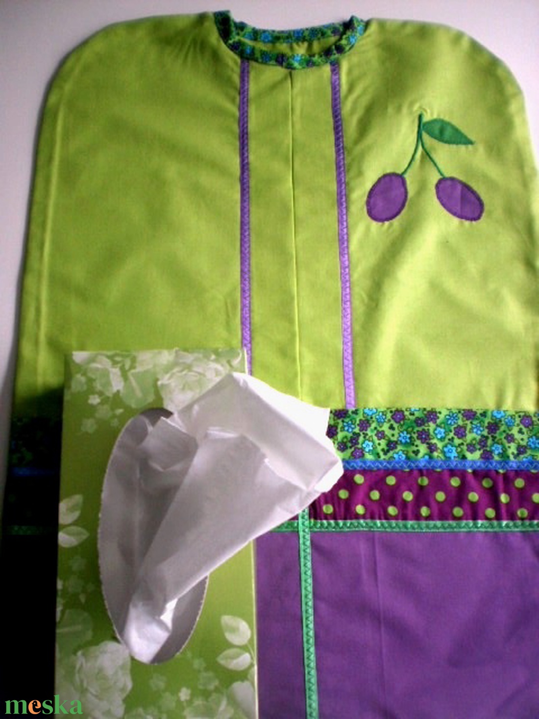 Pisztáciazöld/lila ovizsák és tornazsák szilva jellel - játék & sport - ovis felszerelés - ovis szett - Meska.hu