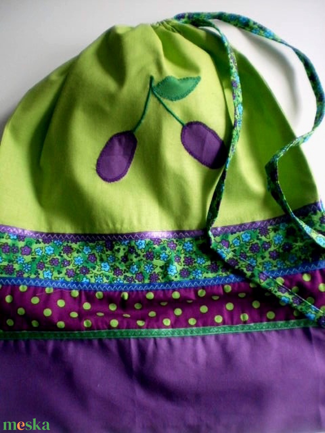 Pisztáciazöld/lila ovizsák és tornazsák szilva jellel - játék & sport - ovis felszerelés - ovis szett - Meska.hu