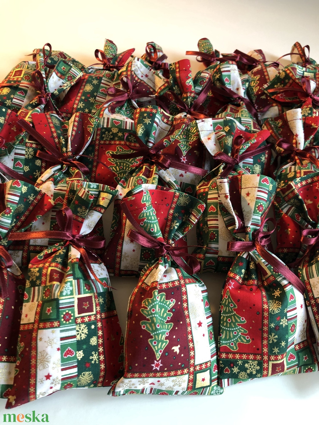 Adventi naptárhoz zsákocskák  - karácsony - adventi díszek - adventi naptár - Meska.hu  Adventi naptárhoz zsákocskák  - karácsony - adventi díszek - adventi naptár - Meska.hu
